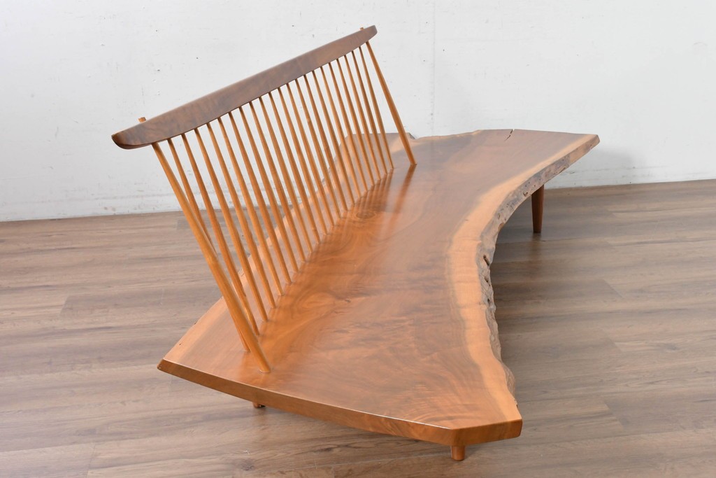和製ヴィンテージ　ジョージ・ナカシマ(George Nakashima)　素材を活かした造形が魅力のコノイドベンチ　(R-088232)
