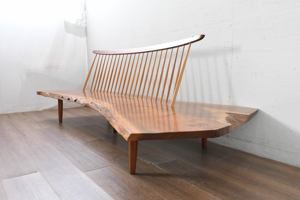 和製ヴィンテージ　ジョージ・ナカシマ(George Nakashima)　素材を活かした造形が魅力のコノイドベンチ　(R-088232)