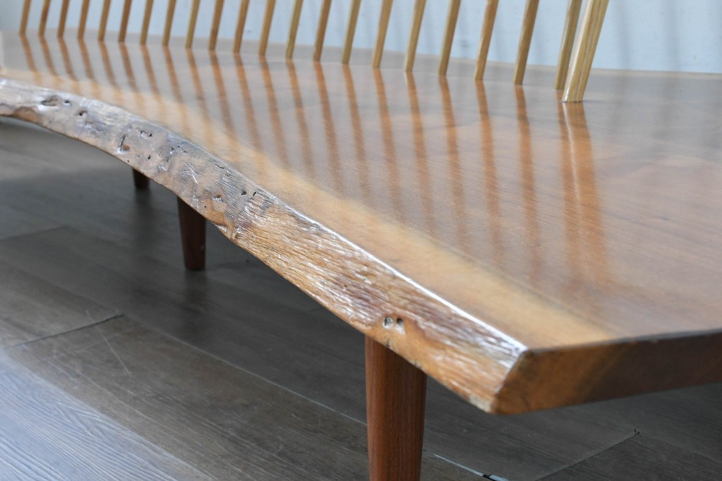 和製ヴィンテージ　ジョージ・ナカシマ(George Nakashima)　素材を活かした造形が魅力のコノイドベンチ　(R-088232)