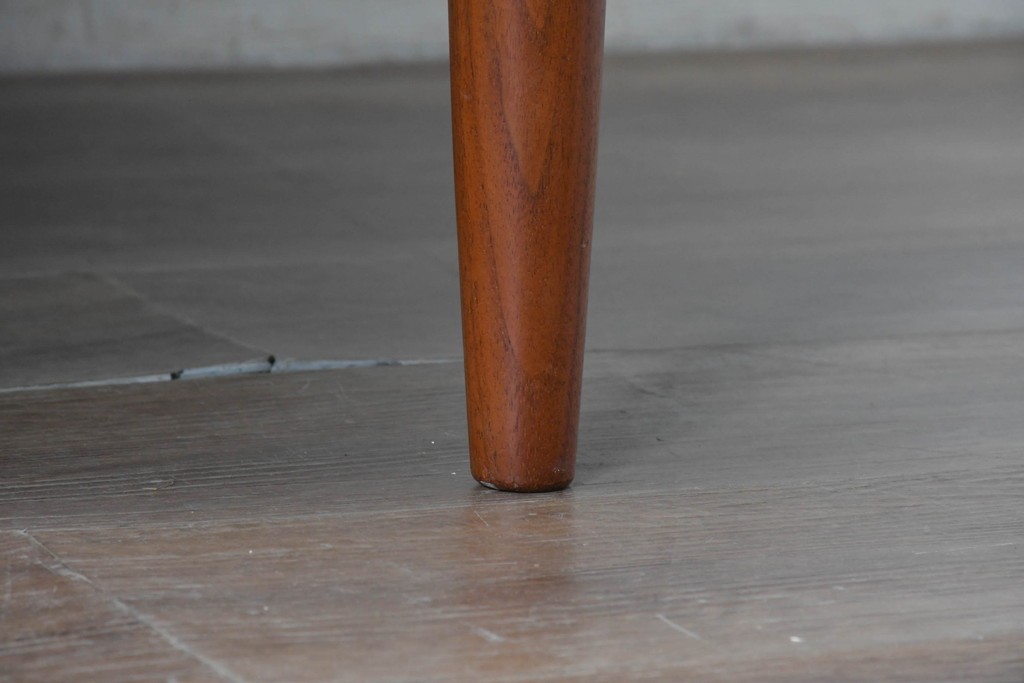 和製ヴィンテージ　ジョージ・ナカシマ(George Nakashima)　素材を活かした造形が魅力のコノイドベンチ　(R-088232)