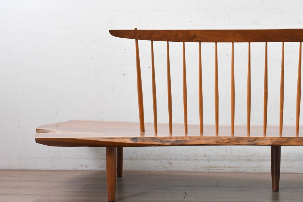 和製ヴィンテージ　ジョージ・ナカシマ(George Nakashima)　素材を活かした造形が魅力のコノイドベンチ　(R-088232)