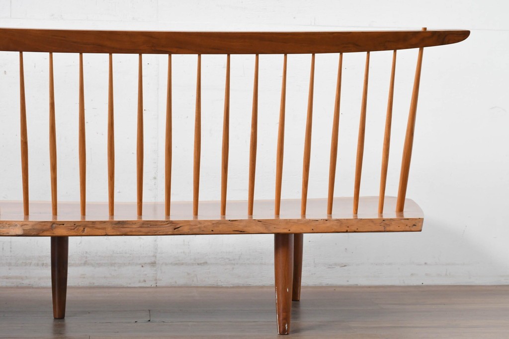 和製ヴィンテージ　ジョージ・ナカシマ(George Nakashima)　素材を活かした造形が魅力のコノイドベンチ　(R-088232)