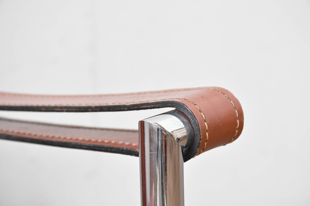 【簡易リペア限定品】　イタリアヴィンテージ　Cassina(カッシーナ)　当時のロゴシールあり　ル・コルビュジエ(Le Corbusier)　ピエール・ジャンヌレ(Pierre Jeanneret)　シャルロット・ペリアン(Charlotte Perriand)　LC1　スリングチェア　現行定価約78万円　(R-088233)