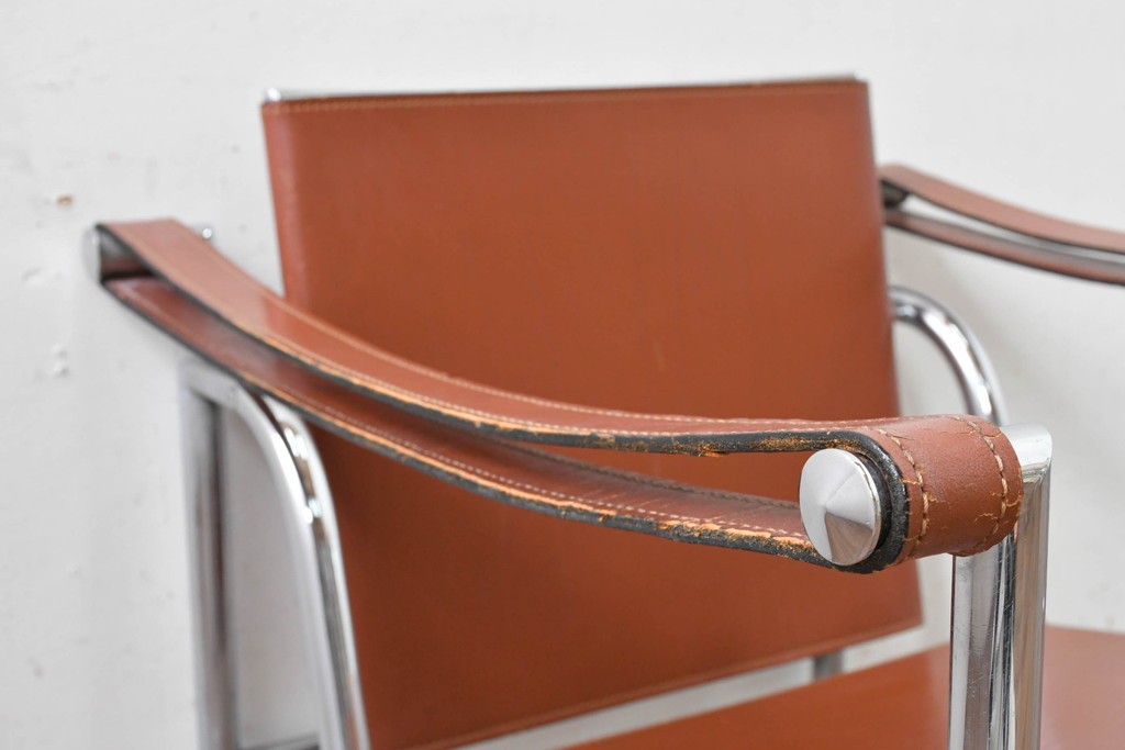 【簡易リペア限定品】　イタリアヴィンテージ　Cassina(カッシーナ)　当時のロゴシールあり　ル・コルビュジエ(Le Corbusier)　ピエール・ジャンヌレ(Pierre Jeanneret)　シャルロット・ペリアン(Charlotte Perriand)　LC1　スリングチェア　現行定価約78万円　(R-088233)