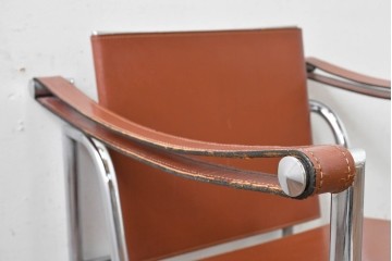 【簡易リペア限定品】　イタリアヴィンテージ　Cassina(カッシーナ)　当時のロゴシールあり　ル・コルビュジエ(Le Corbusier)　ピエール・ジャンヌレ(Pierre Jeanneret)　シャルロット・ペリアン(Charlotte Perriand)　LC1　スリングチェア　現行定価約78万円　(R-088233)
