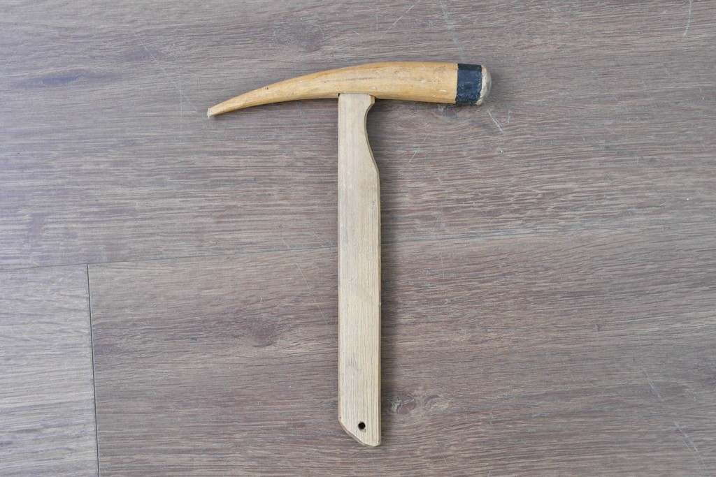 【簡易リペア限定品】中古　バリ島　ガムラン楽器　ガンサ　彫刻装飾が見事な民族楽器　(R-088246)