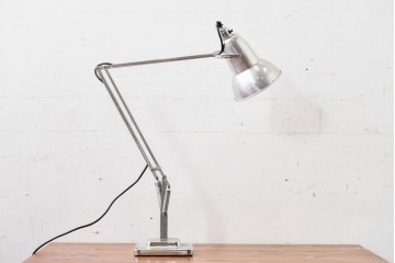 イギリスヴィンテージ　Herbert Terry & Sons(ハーバート・テリー・アンド・サンズ)社製　Anglepoise(アングルポイズ)　インダストリアルデザインのデスクライト　(R-088253)