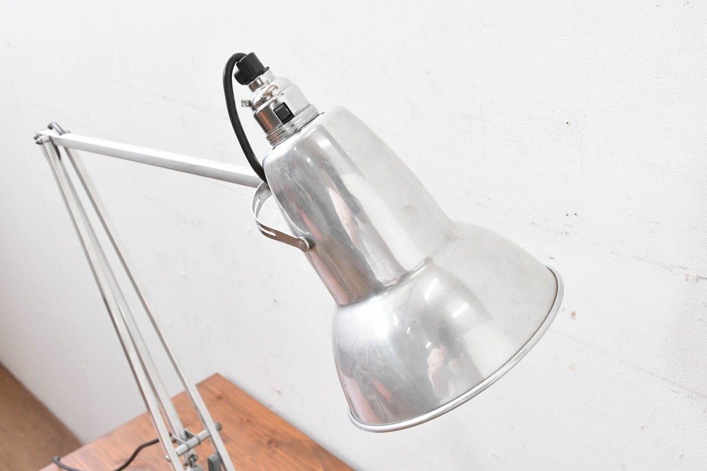イギリスヴィンテージ　Herbert Terry & Sons(ハーバート・テリー・アンド・サンズ)社製　Anglepoise(アングルポイズ)　インダストリアルデザインのデスクライト　(R-088253)