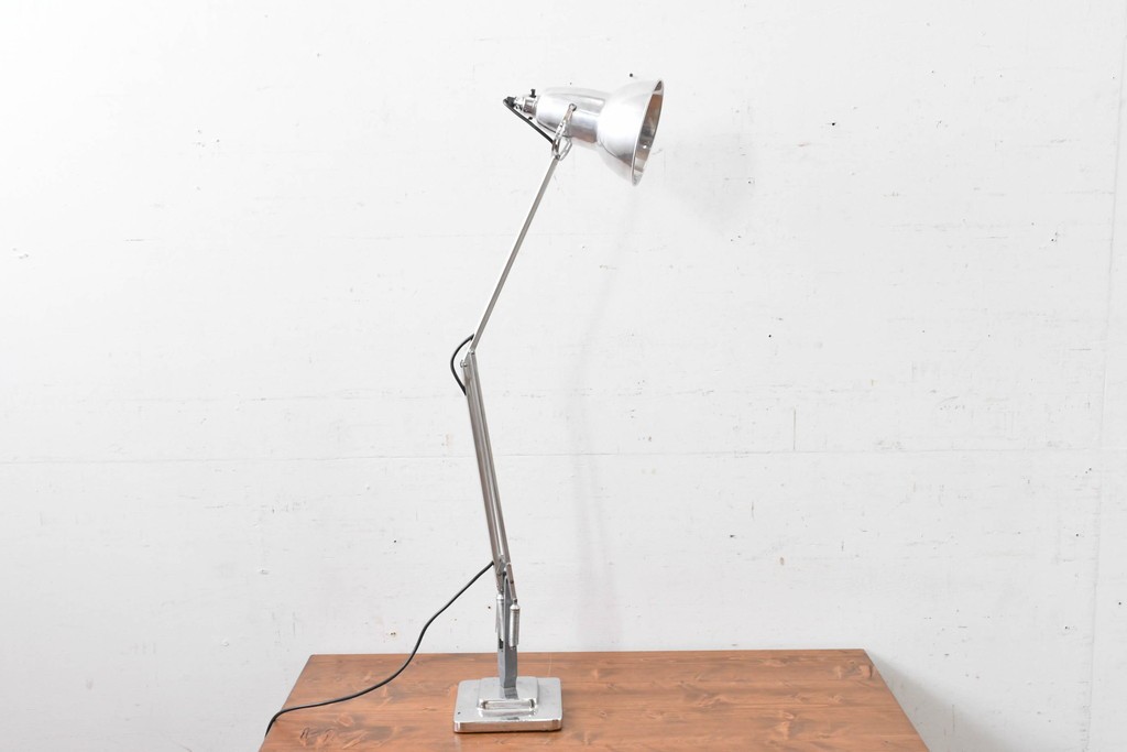 イギリスヴィンテージ　Herbert Terry & Sons(ハーバート・テリー・アンド・サンズ)社製　Anglepoise(アングルポイズ)　インダストリアルデザインのデスクライト　(R-088253)