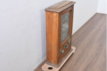 イギリスアンティーク　遊び心あふれるコイン式ゲーム機　※ディスプレイ用　(R-088262)