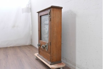 イギリスアンティーク　遊び心あふれるコイン式ゲーム機　※ディスプレイ用　(R-088262)