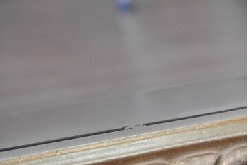 ヨーロッパヴィンテージ　高級輸入品　面取りガラス　重厚なゴールドフレームが華やかな特大サイズのウォールミラー　(R-088264)