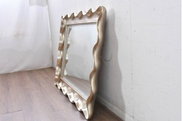 ヨーロッパヴィンテージ　ポストモダン　波打つフレームが印象的なウォールミラー　(R-088265)