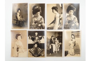 戦前　サイン入り　女優・俳優・舞妓　ブロマイド・絵葉書・ポストカードを含む136枚セット　(R-088274)