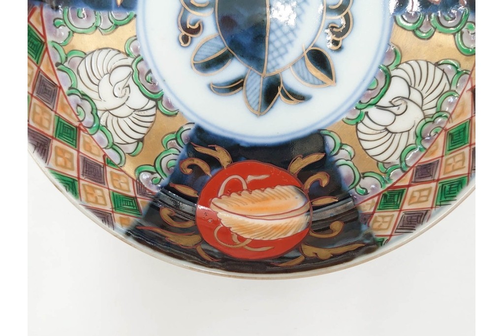 幕末から明治期　伊万里　在銘(角富)　錦手・金襴手　直径約16cm(5.1寸)　煌びやかな絵付けが魅力の中皿5枚セット　(R-088287)