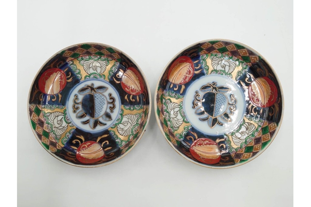 幕末から明治期　伊万里　在銘(角富)　錦手・金襴手　直径約16cm(5.1寸)　煌びやかな絵付けが魅力の中皿5枚セット　(R-088287)