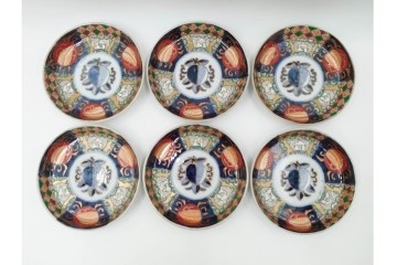 幕末から明治期　伊万里　在銘(角富)　錦手・金襴手　直径約16cm(5.1寸)　煌びやかな絵付けが魅力の中皿6枚セット　(R-088288)
