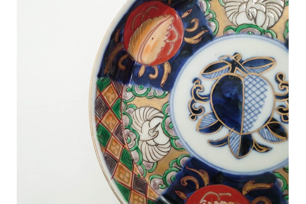 幕末から明治期　伊万里　在銘(角富)　錦手・金襴手　直径約16cm(5.1寸)　煌びやかな絵付けが魅力の中皿6枚セット　(R-088288)