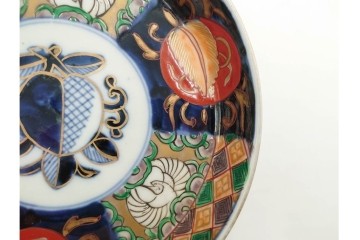幕末から明治期　伊万里　在銘(角富)　錦手・金襴手　直径約16cm(5.1寸)　煌びやかな絵付けが魅力の中皿6枚セット　(R-088288)