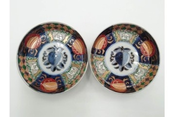 幕末から明治期　伊万里　在銘(角富)　錦手・金襴手　直径約16cm(5.1寸)　煌びやかな絵付けが魅力の中皿6枚セット　(R-088288)