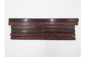 李朝　時代物　長さも意匠も異なる木製物差し6本セット　(R-088289)