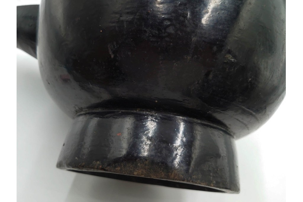 時代物　漆器　幅約34cm　黒と朱の対比が目を引く木製片口　(R-088291)