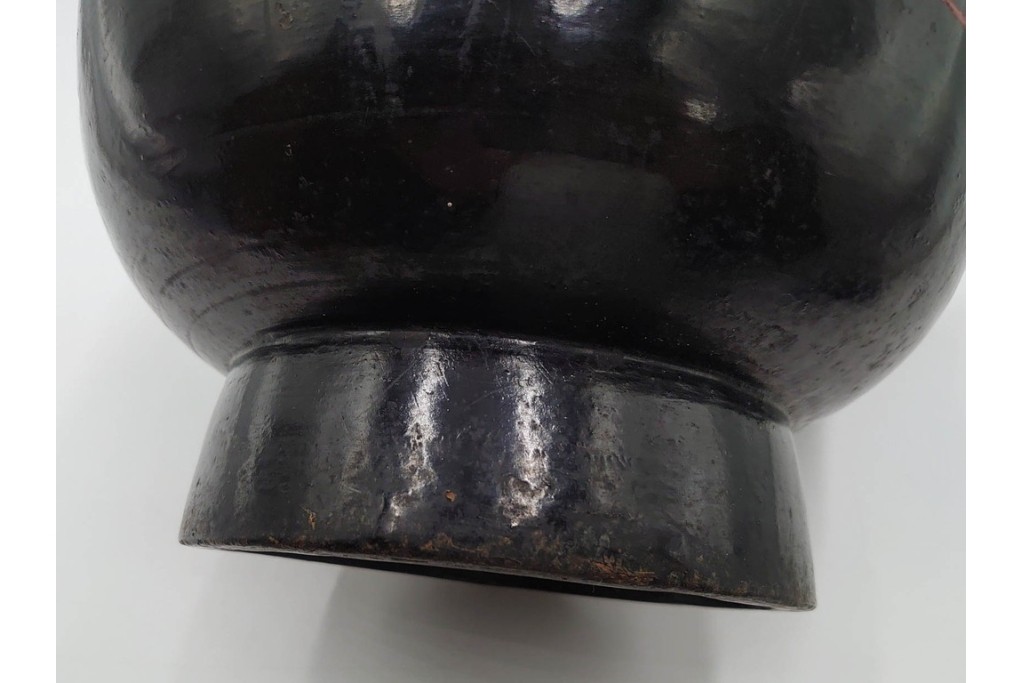 時代物　漆器　幅約34cm　黒と朱の対比が目を引く木製片口　(R-088291)