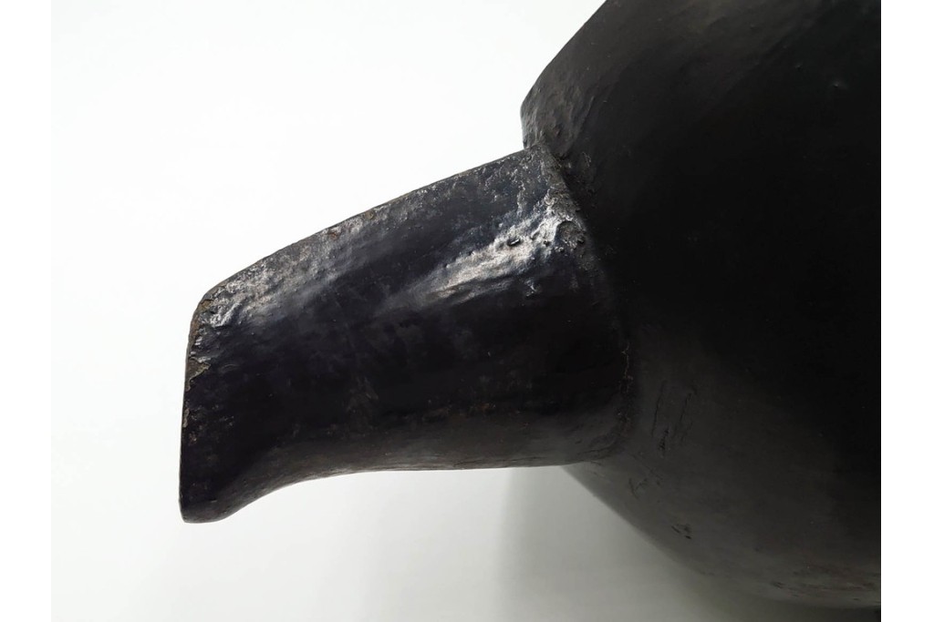 時代物　漆器　幅約34cm　黒と朱の対比が目を引く木製片口　(R-088291)