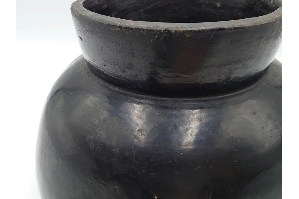 時代物　漆器　幅約34cm　黒と朱の対比が目を引く木製片口　(R-088291)