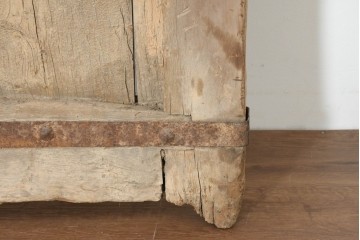 モロッコアンティーク建具　1900年から1930年頃　重厚　異国情緒あふれるプリミティブな門扉1枚　(R-088310)