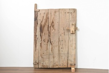 モロッコアンティーク建具　1900年から1930年頃　重厚　異国情緒あふれるプリミティブな門扉1枚　(R-088310)