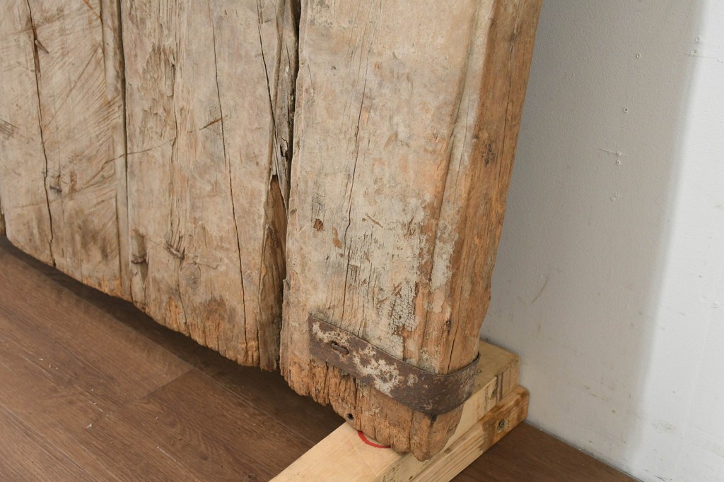 モロッコアンティーク建具　1900年から1930年頃　重厚　異国情緒あふれるプリミティブな門扉1枚　(R-088310)
