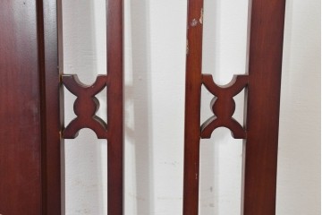 中古建具　中国　シノワズリの優美な意匠が目を引く透かし入り格子パネル1枚　(R-088311)