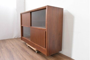 中古　美品　CONDE HOUSE(カンディハウス)　ウォールナット材　ミラーバックサイドボード　(R-088317)