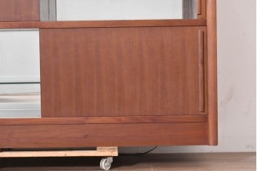 中古　美品　CONDE HOUSE(カンディハウス)　ウォールナット材　ミラーバックサイドボード　(R-088317)