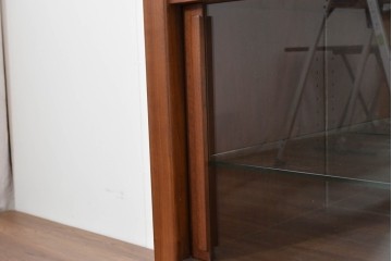 中古　美品　CONDE HOUSE(カンディハウス)　ウォールナット材　ミラーバックサイドボード　(R-088317)