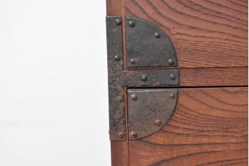 和製アンティーク　上手物　杢目の良い三方欅(ケヤキ)材の関東時代箪笥　(R-088319)