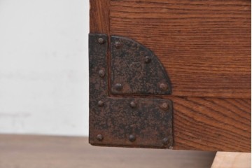 和製アンティーク　上手物　杢目の良い三方欅(ケヤキ)材の関東時代箪笥　(R-088319)