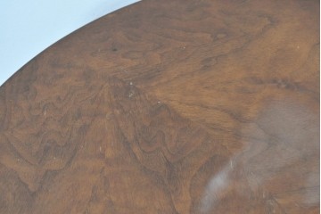 アメリカヴィンテージ　希少デザイン　DREXEL HERITAGE(ドレクセルヘリテイジ)　Parallel(パラレル)シリーズ　Barney Flack(バーニー・フラック)作　交差する脚部が印象的なコーヒーテーブル　(R-088322)
