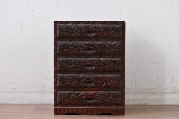中古　日光彫り　豊かな彫刻が目を引く小引き出し　(R-088324)