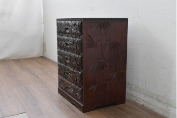 中古　日光彫り　豊かな彫刻が目を引く小引き出し　(R-088324)