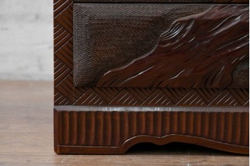 中古　日光彫り　豊かな彫刻が目を引く小引き出し　(R-088324)