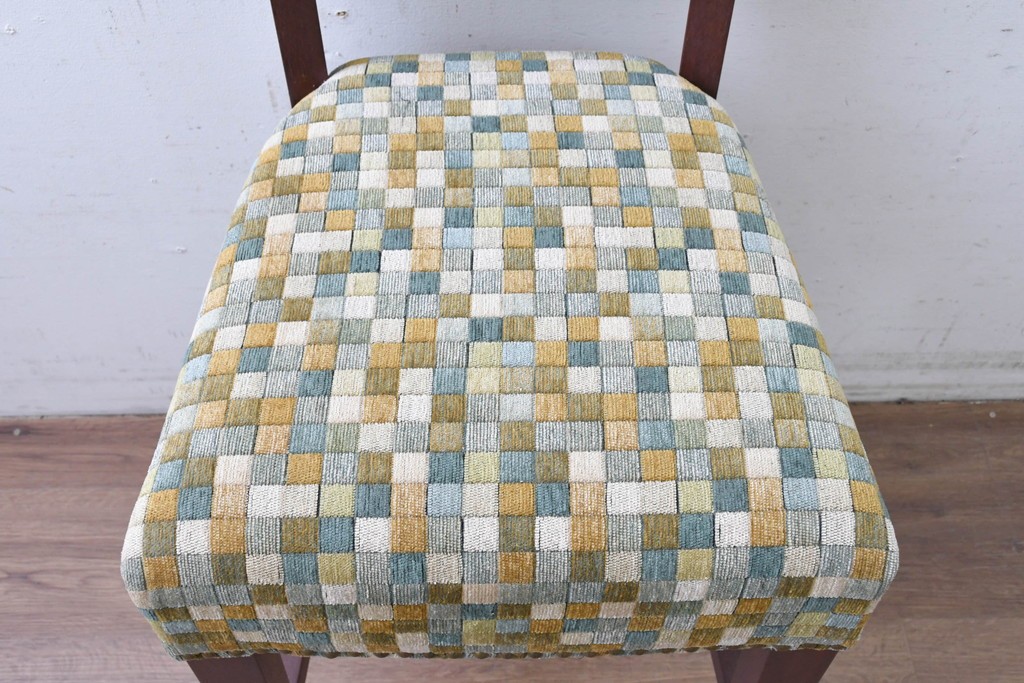 新古　展示品　超美品　特注品　チェック柄ファブリック座面のカウンターチェア　制作費約8万円　(R-088326)