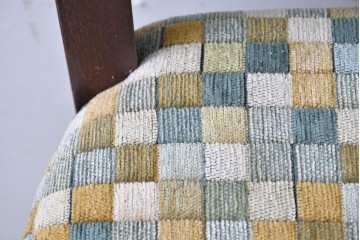 新古　展示品　超美品　特注品　チェック柄ファブリック座面のカウンターチェア　制作費約8万円　(R-088326)