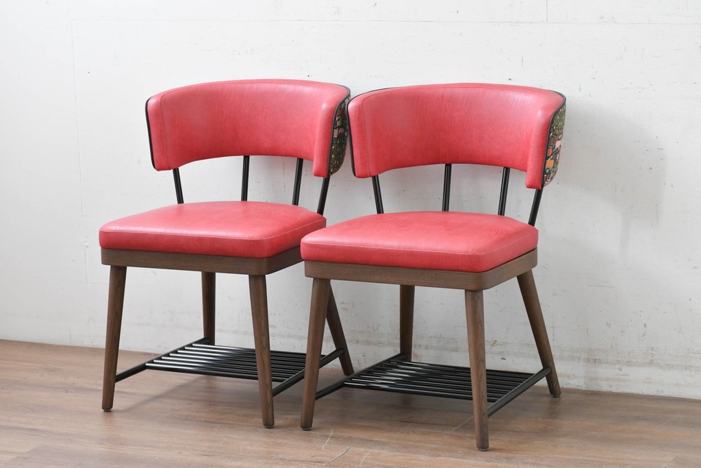 新古　展示品　超美品　特注品　棚付きダイニングチェア2脚セット　制作費2脚で約14万円　(R-088327)
