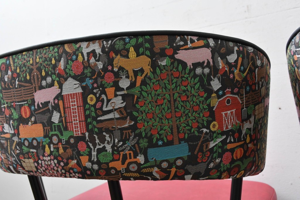 新古　展示品　超美品　特注品　棚付きダイニングチェア2脚セット　制作費2脚で約14万円　(R-088327)
