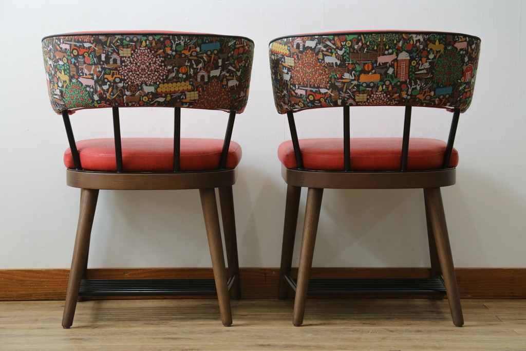 新古　展示品　超美品　特注品　棚付きダイニングチェア2脚セット　制作費2脚で約14万円　(R-088327)