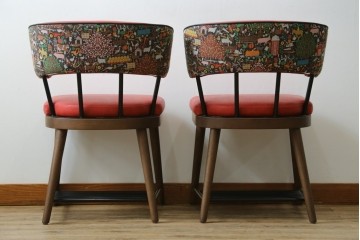 新古　展示品　超美品　特注品　棚付きダイニングチェア2脚セット　制作費2脚で約14万円　(R-088327)