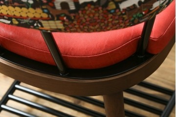 新古　展示品　超美品　特注品　棚付きダイニングチェア2脚セット　制作費2脚で約14万円　(R-088327)