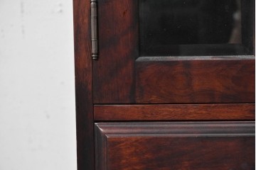中古　和光　北斗民芸　深みのある木の色合いにガラス扉が美しく映えるブックケース　(R-088335)